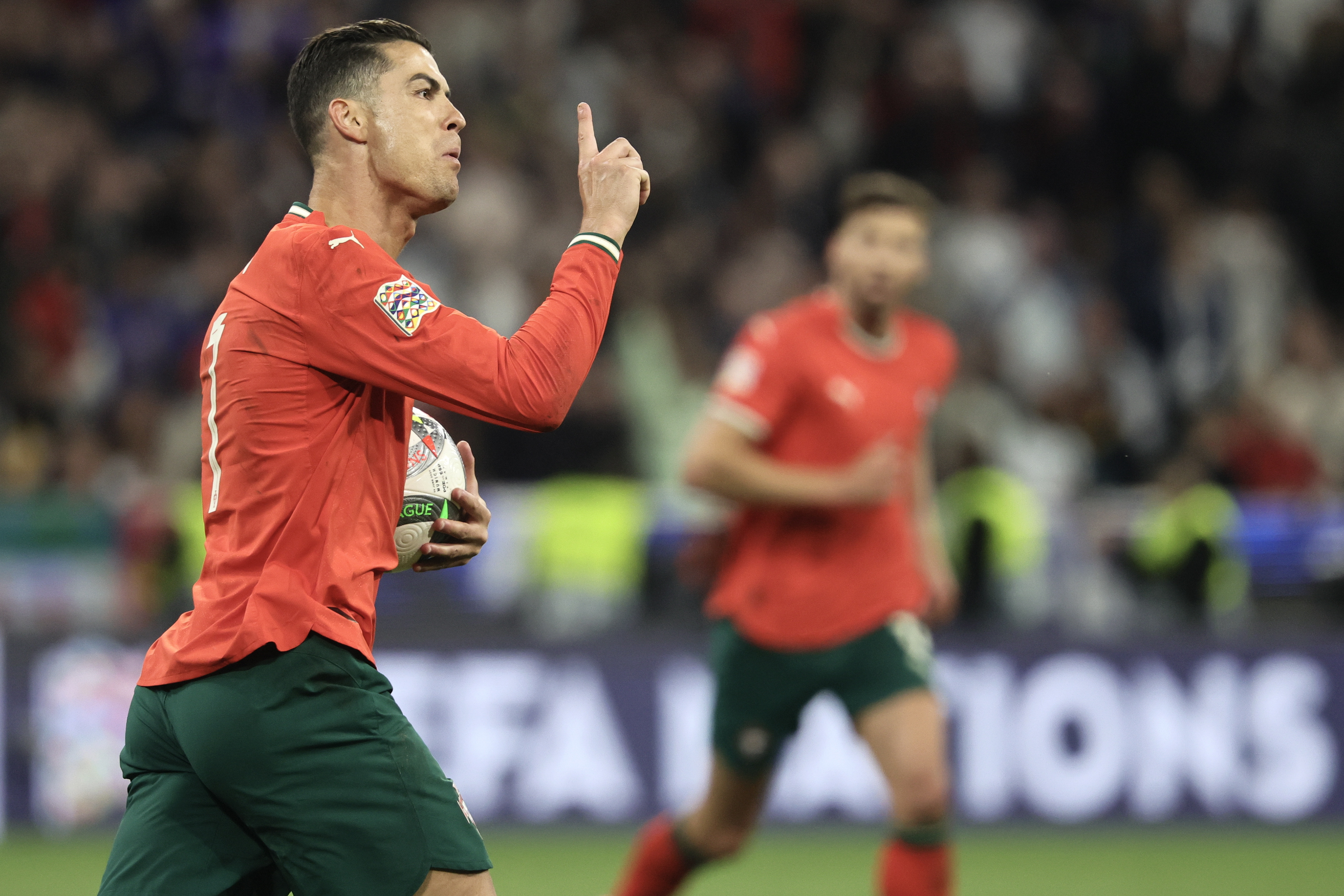 葡萄牙队在预选赛中再获一胜 葡萄牙队在预选赛中再获一胜