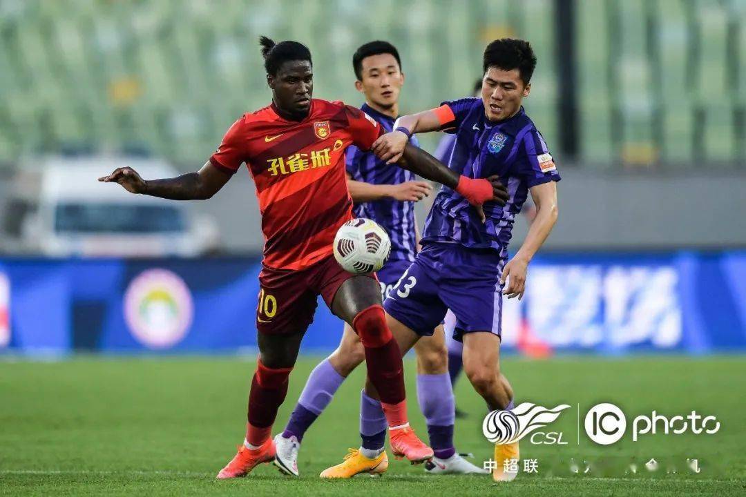 山东队主场告捷,击败河北队 山东队主场告捷,击败河北队