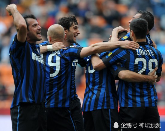 关于斯帕尔战胜热那亚，取得关键胜利的信息