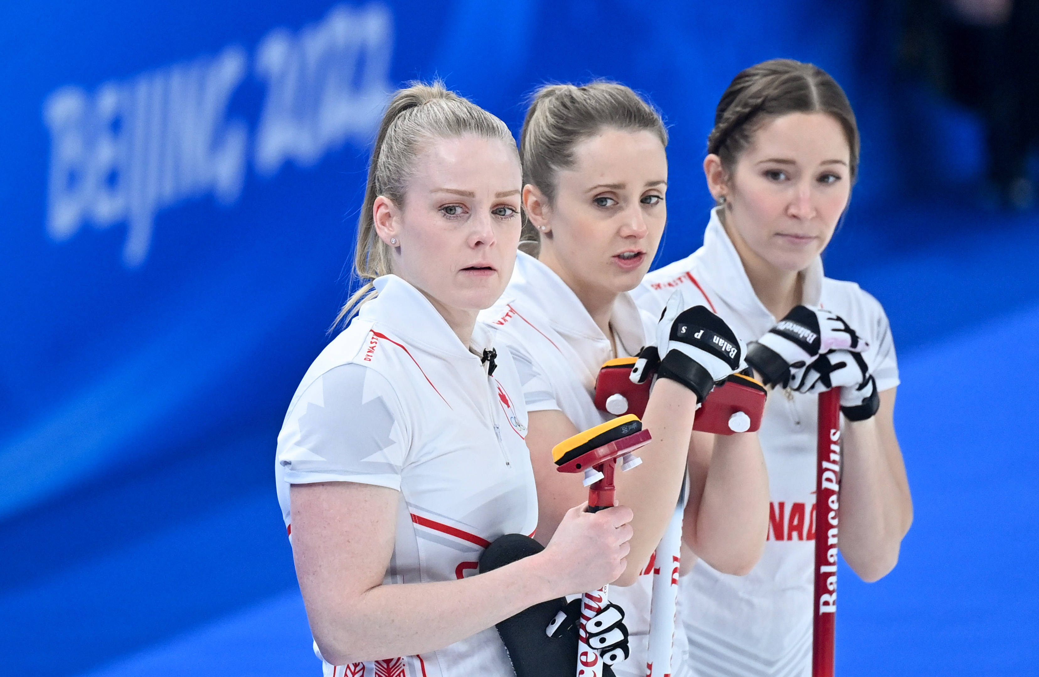 瑞士队顽强拼搏,成功挺进下一轮 瑞士队顽强拼搏,成功挺进下一轮