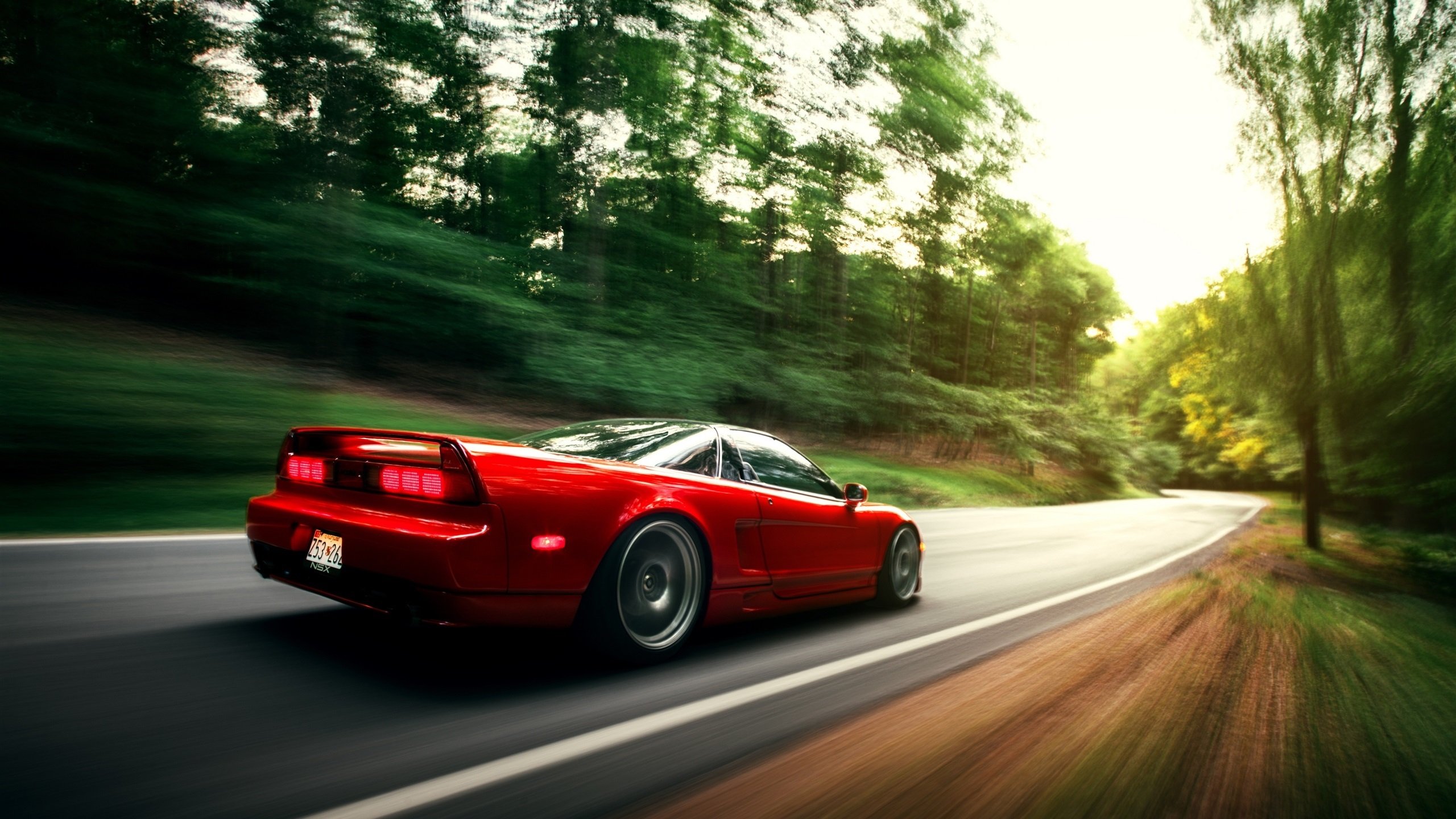 双线交锋，F1年度争冠战白热化，比利亚雷亚尔强势晋级智利挑战赛