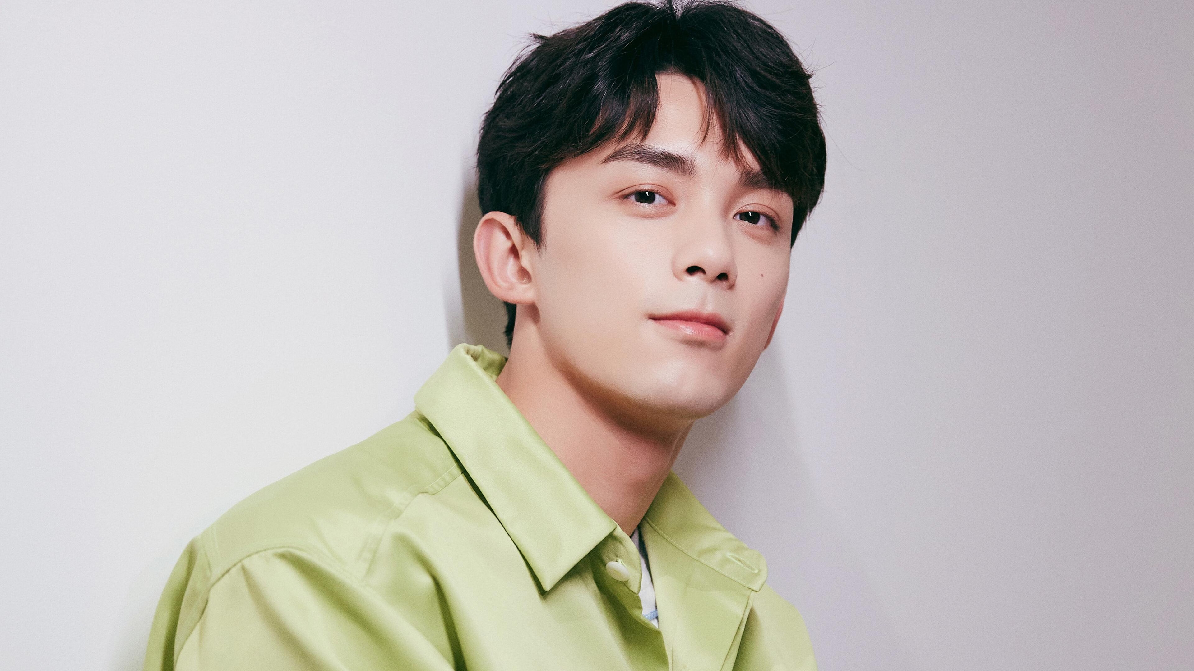 从冰岛到马里,巴斯托尼的纪录连接足球两极